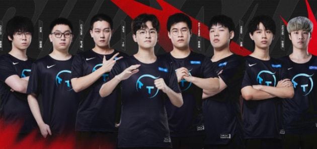 TA：因现代足球重视边路与攻防转换，菱形中场阵型已几乎绝迹