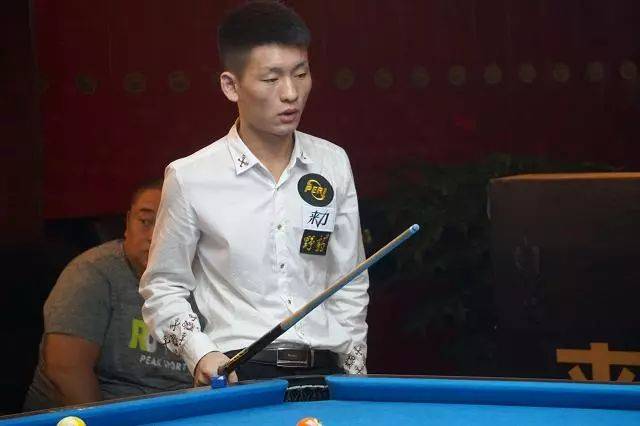 卡利亚里vs热那亚：米纳、塞巴斯蒂亚诺-埃斯波西托首发，马利诺夫斯基、洛伦佐-科隆博出战